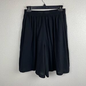 Alfred Dunner Black Shorts Size S EUC
